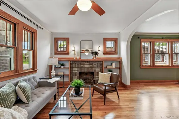 3611 N Vine ST, Denver, CO 80205