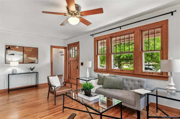 3611 N Vine ST, Denver, CO 80205