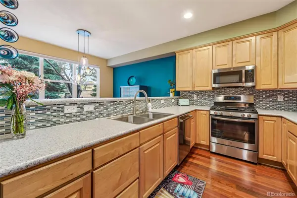 649 Wild Ridge LN, Lafayette, CO 80026