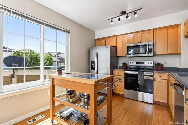 805 Summer Hawk DR #10, Longmont, CO 80504
