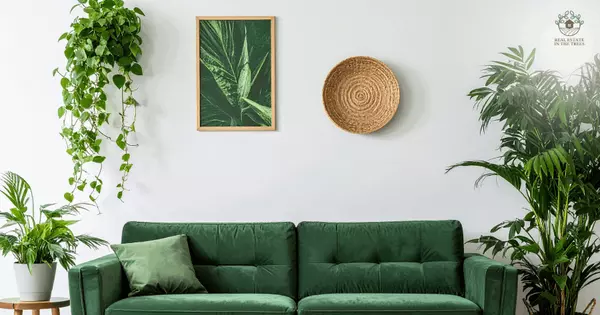 Making the Most of Minimal Furniture in Staging