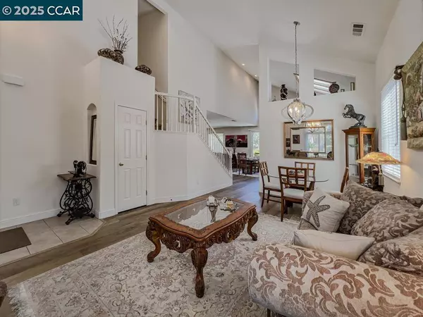 10552 Clarks Fork Cir, Stockton, CA 95219