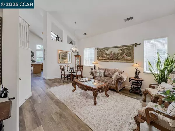 10552 Clarks Fork Cir, Stockton, CA 95219