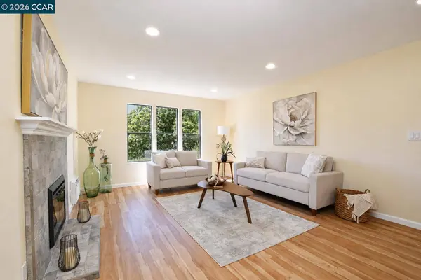 395 Camelback Rd #2, Pleasant Hill, CA 94523