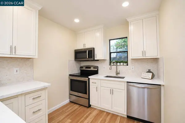 395 Camelback Rd #2, Pleasant Hill, CA 94523