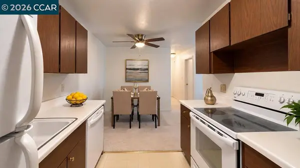 1473 Marchbanks Dr #4, Walnut Creek, CA 94598