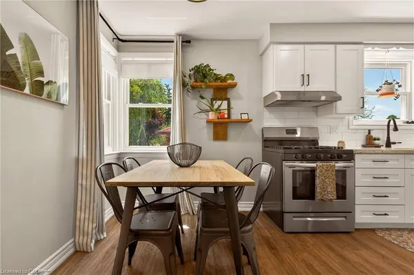 496 Rosseau Road, Hamilton, ON L8K 4T5