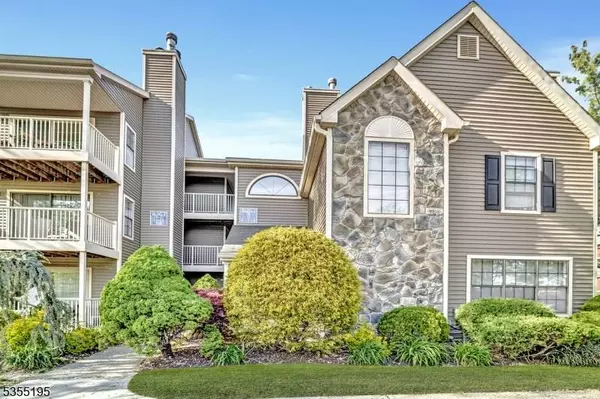 14 Lear Ct #14, East Brunswick Twp., NJ 08816