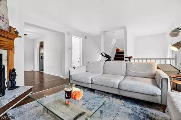 121 Arlington St, Newark City, NJ 07102