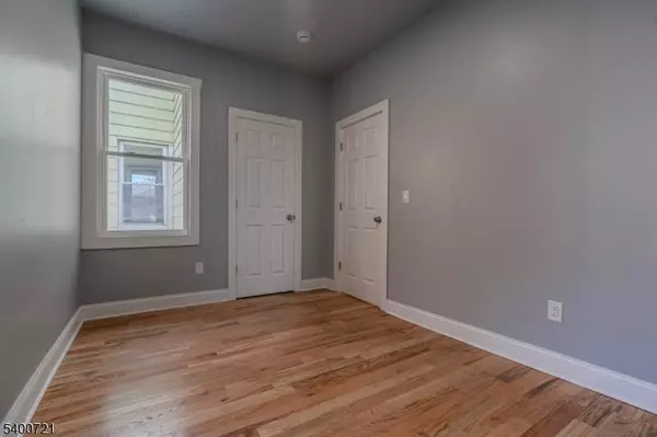 882 S 14Th St, Unit 3 #3, Newark City, NJ 07108