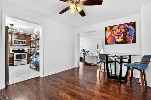 121 Arlington St, Newark City, NJ 07102