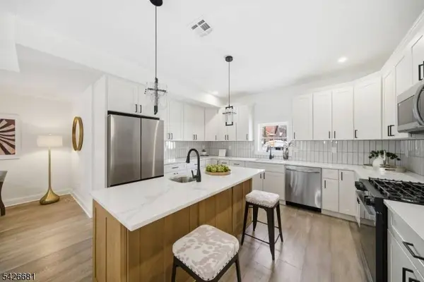 28 Irving St #B, Montclair Twp., NJ 07042