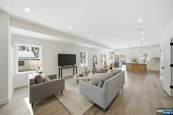 28 Irving ST, Montclair, NJ 07042