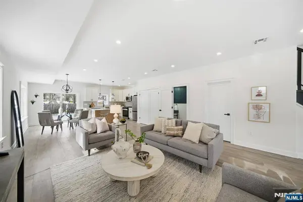 28 Irving ST, Montclair, NJ 07042