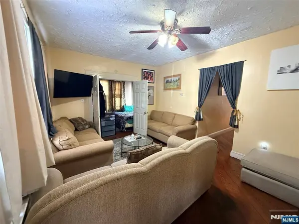 180 Shephard AVE, Newark, NJ 07112