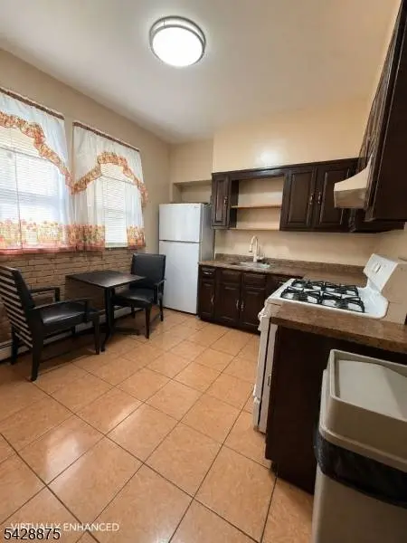 180 Shephard Ave, Newark City, NJ 07112