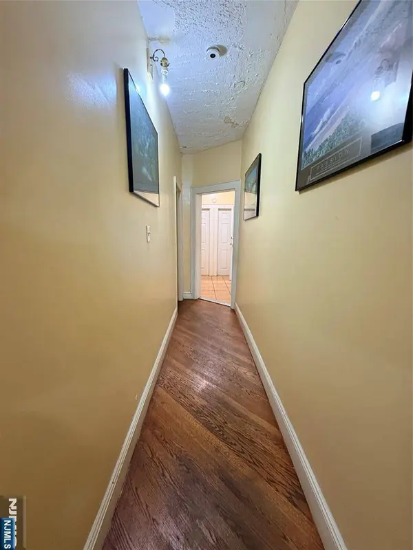 180 Shephard AVE, Newark, NJ 07112