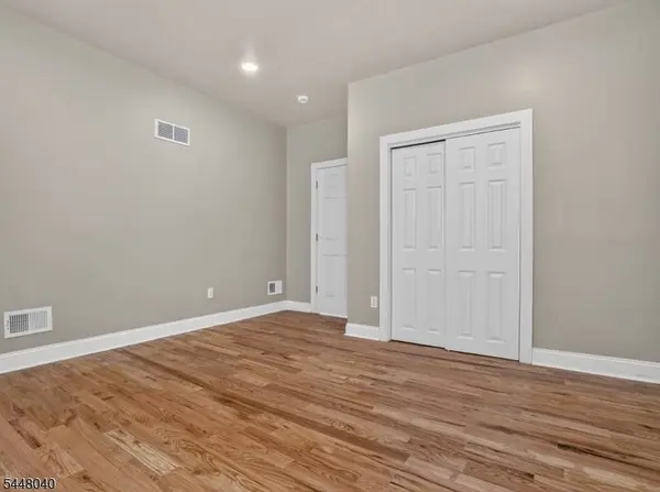 882 S 14Th St #1, Newark City, NJ 07108