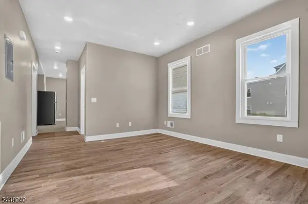 882 S 14Th St #1, Newark City, NJ 07108