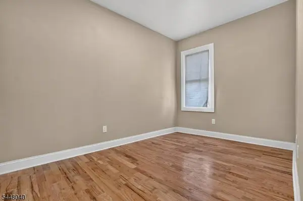 882 S 14Th St #1, Newark City, NJ 07108