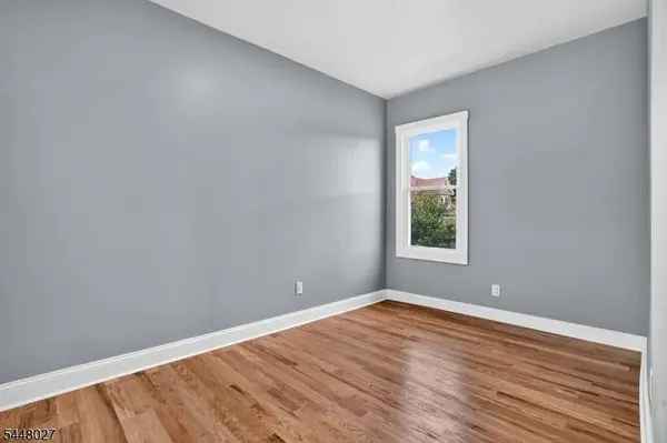 882 S 14Th St #3, Newark City, NJ 07108