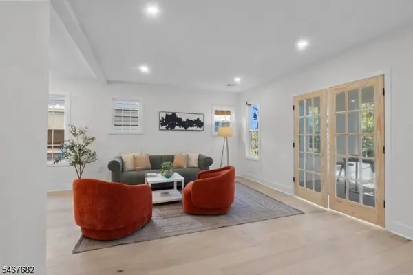 30 Irving St., Unit 2 #2, Montclair Twp., NJ 07042