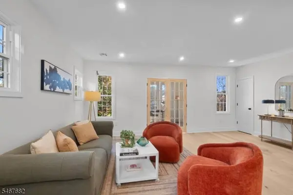 30 Irving St., Unit 2 #2, Montclair Twp., NJ 07042
