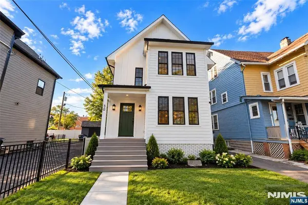 30 Irving ST #1, Montclair, NJ 07042