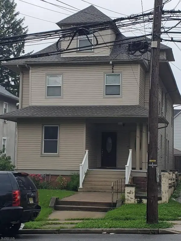 71 Aycrigg Ave #A