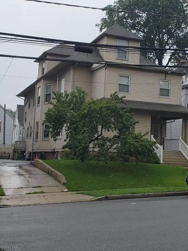 71 Aycrigg Ave #A, Passaic City, NJ 07055