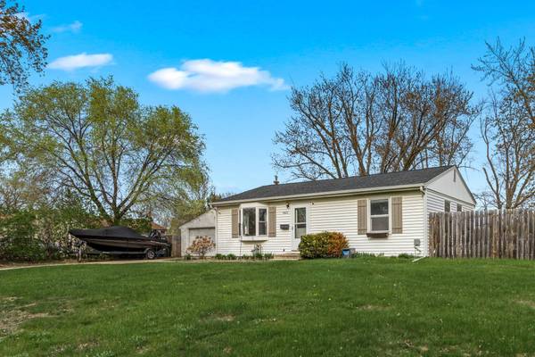 8805 Emerson AVE S, Bloomington, MN 55420