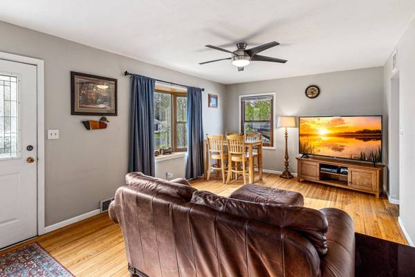 8805 Emerson AVE S, Bloomington, MN 55420