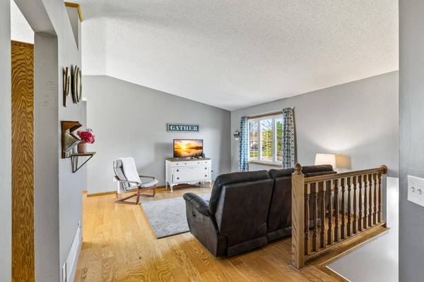 7884 77th ST S, Cottage Grove, MN 55016