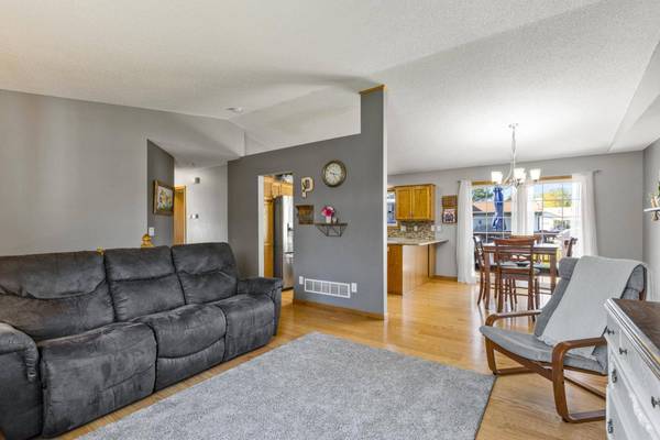 7884 77th ST S, Cottage Grove, MN 55016