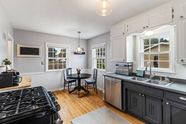 515 Raymond AVE, Saint Paul, MN 55104