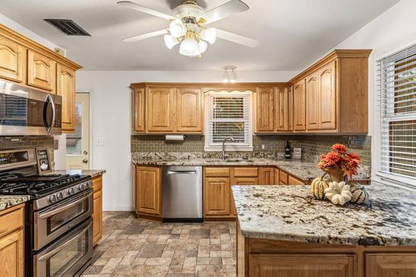 10627 Thomas AVE S, Bloomington, MN 55431