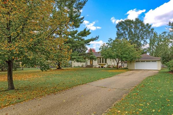 10627 Thomas AVE S, Bloomington, MN 55431