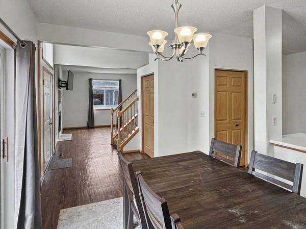 665 Kingfisher LN #E, Woodbury, MN 55125