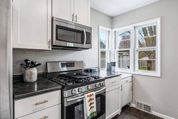 8805 Emerson AVE S, Bloomington, MN 55420