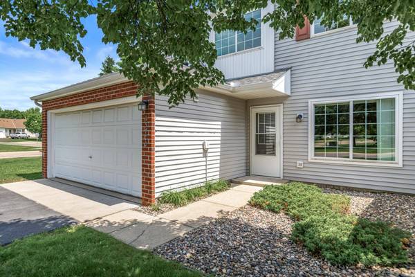 15710 Flackwood TRL, Apple Valley, MN 55124