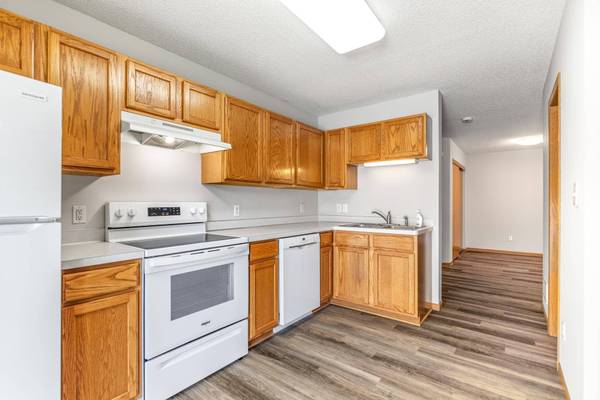 15710 Flackwood TRL, Apple Valley, MN 55124