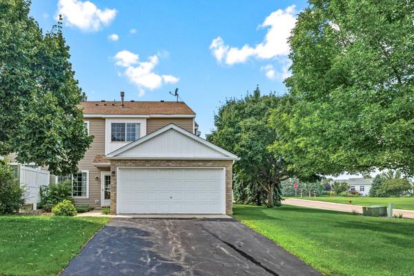 6414 158th ST W #201, Apple Valley, MN 55124