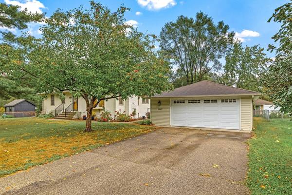 10627 Thomas AVE S, Bloomington, MN 55431