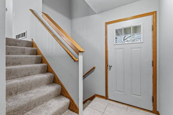 9623 Hamlet AVE S, Cottage Grove, MN 55016