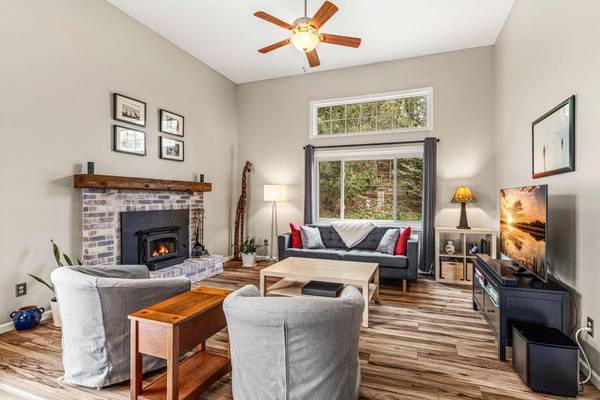 4711 Covington CIR, Eagan, MN 55122