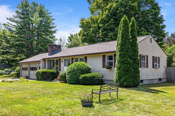 2 Little St, Easthampton, MA 01027
