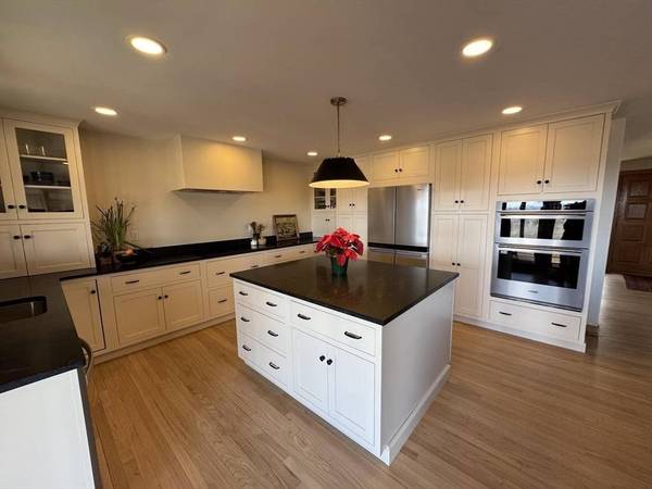 48 Birch Bluff Rd, Montgomery, MA 01085