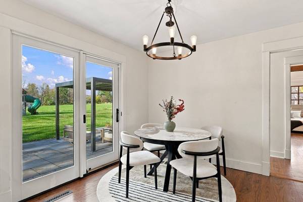 10 Sycamore Park, South Hadley, MA 01075