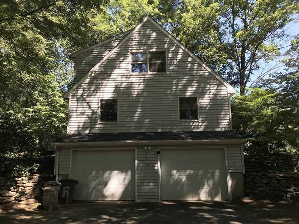 61 S Plain Rd, Sunderland, MA 01375