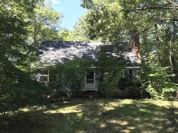 61 S Plain Rd, Sunderland, MA 01375